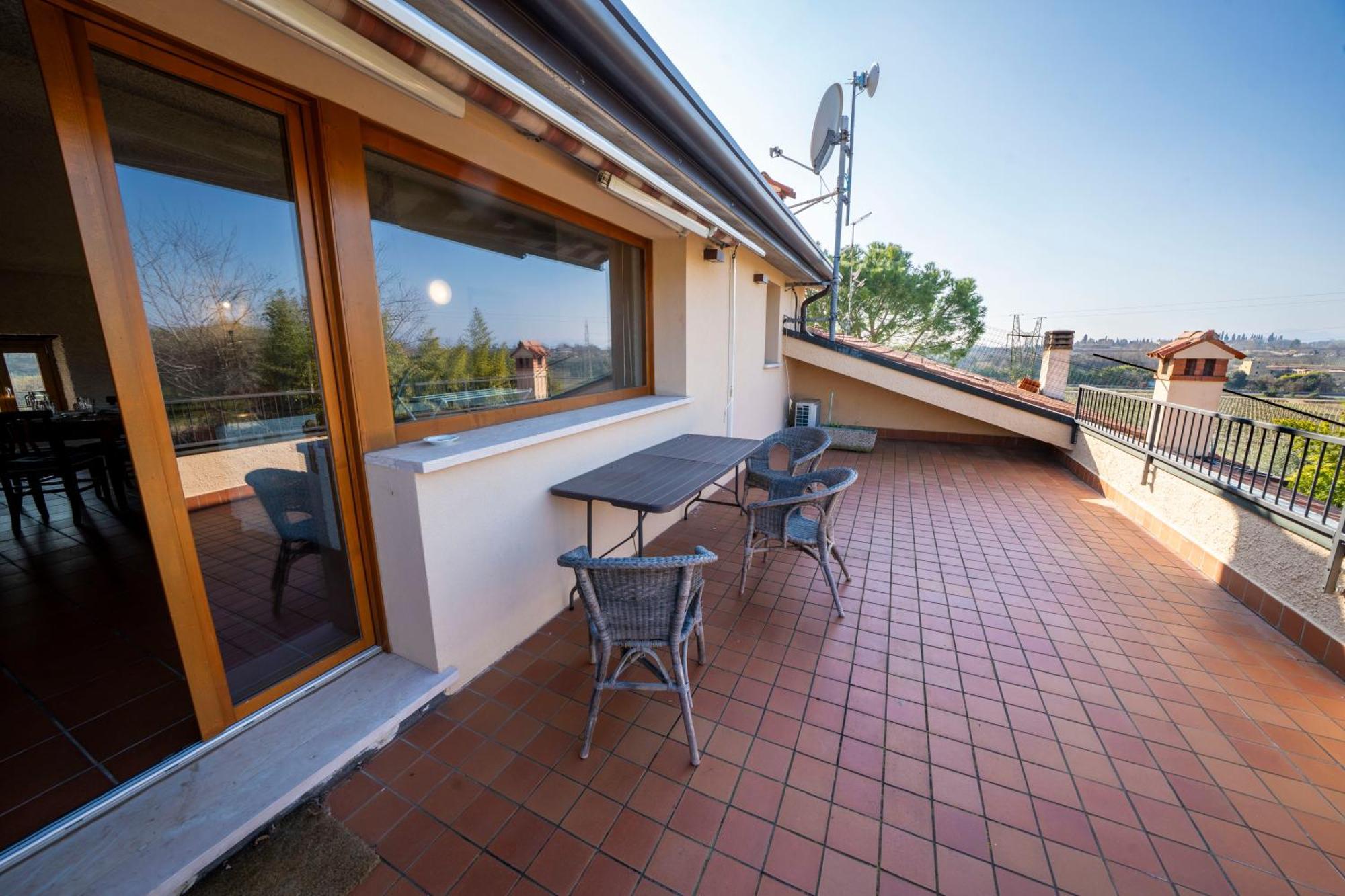 Casa Ghirlanda Con Piscina E Campo Da Tennis Lazise Ngoại thất bức ảnh
